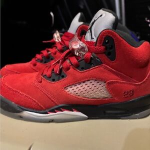 Jordan 5 retro Raging Bull